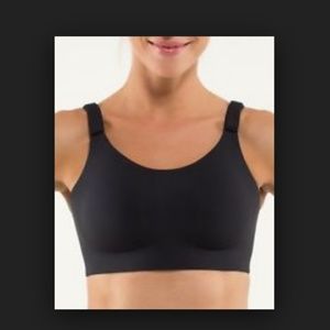 Lululemon Ta Ta Tamer 34D Black